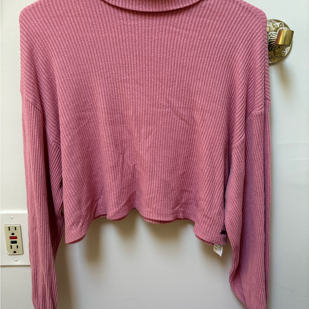 Hollister Cropped Pink Ribbed Turtleneck Balloon Sleeve Sweater Size XS - Picture 4 of 5